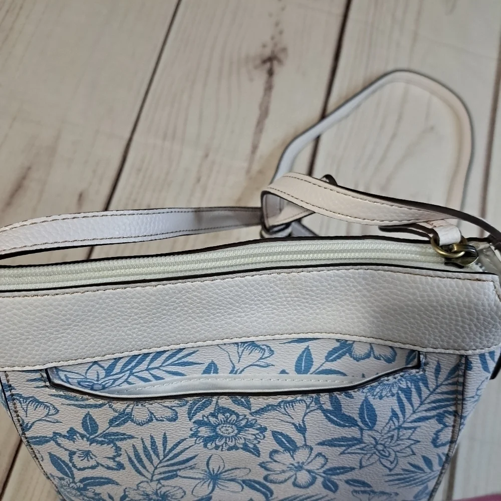 St. John's Bay Tropical Floral Crossbody Bag Purse